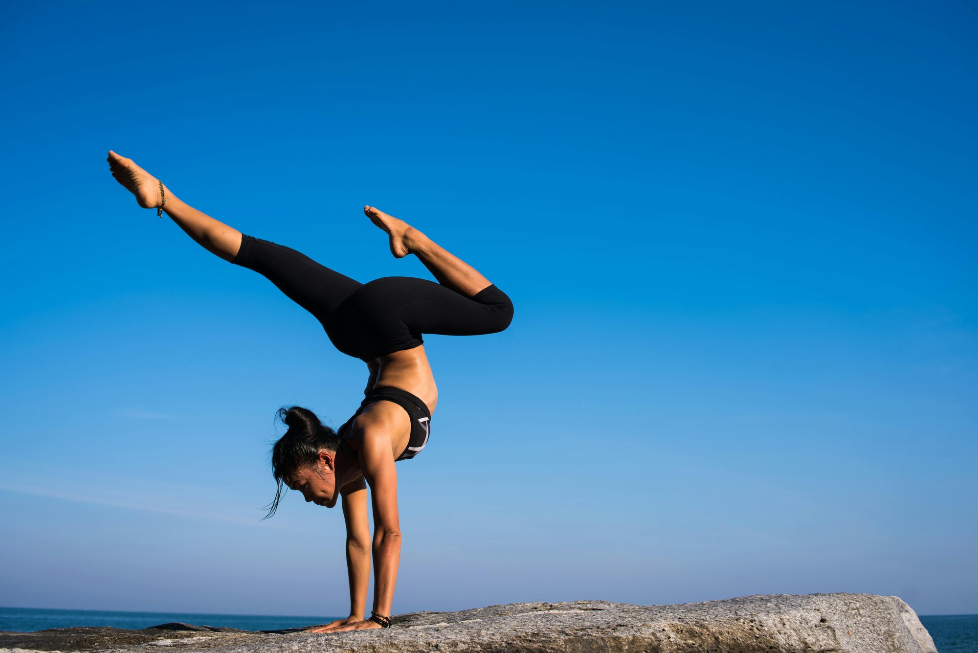 Yoga per la forza: supera i tuoi limiti con il tappetino giusto